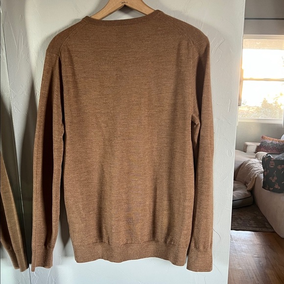 J. Crew Men's Brown 100% merino wool Crewneck Sweater - Picture 3 of 4
